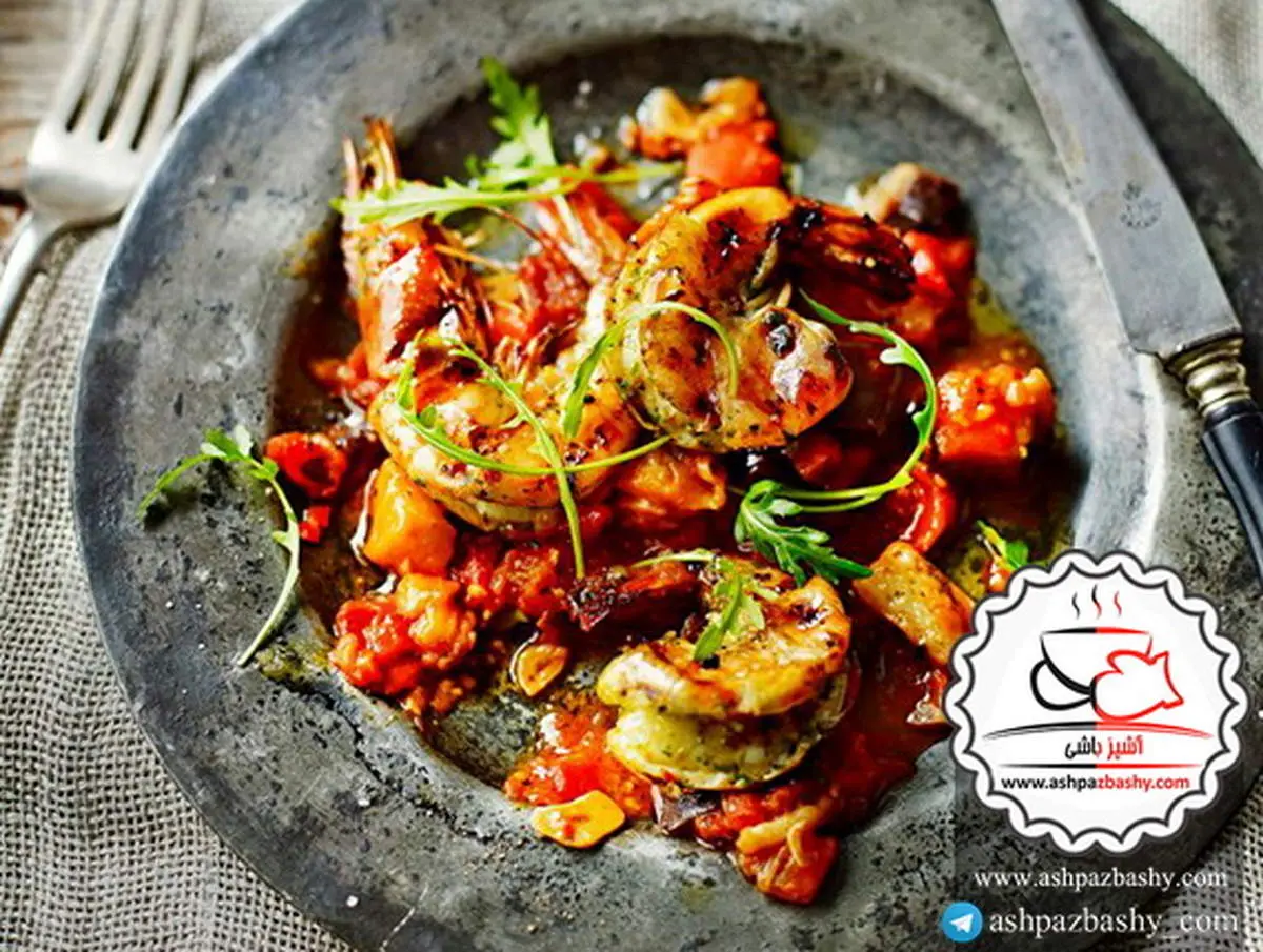 طرز تهیه میگو کبابی در سس بادمجان