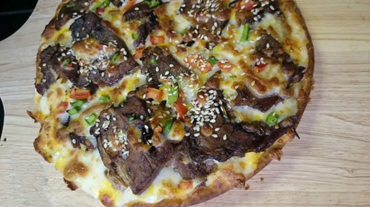 طرز تهیه پیتزا زبان
