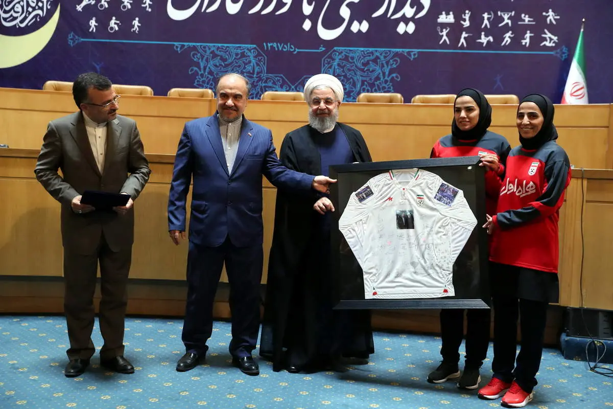 ملت ایران از تهدید نمی‌هراسد و بسیار بزرگتر از افراطیون واشنگتن است