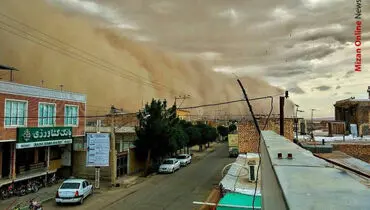 تصویر دیدنی از لحظه ورود طوفان به آران و بیدگل