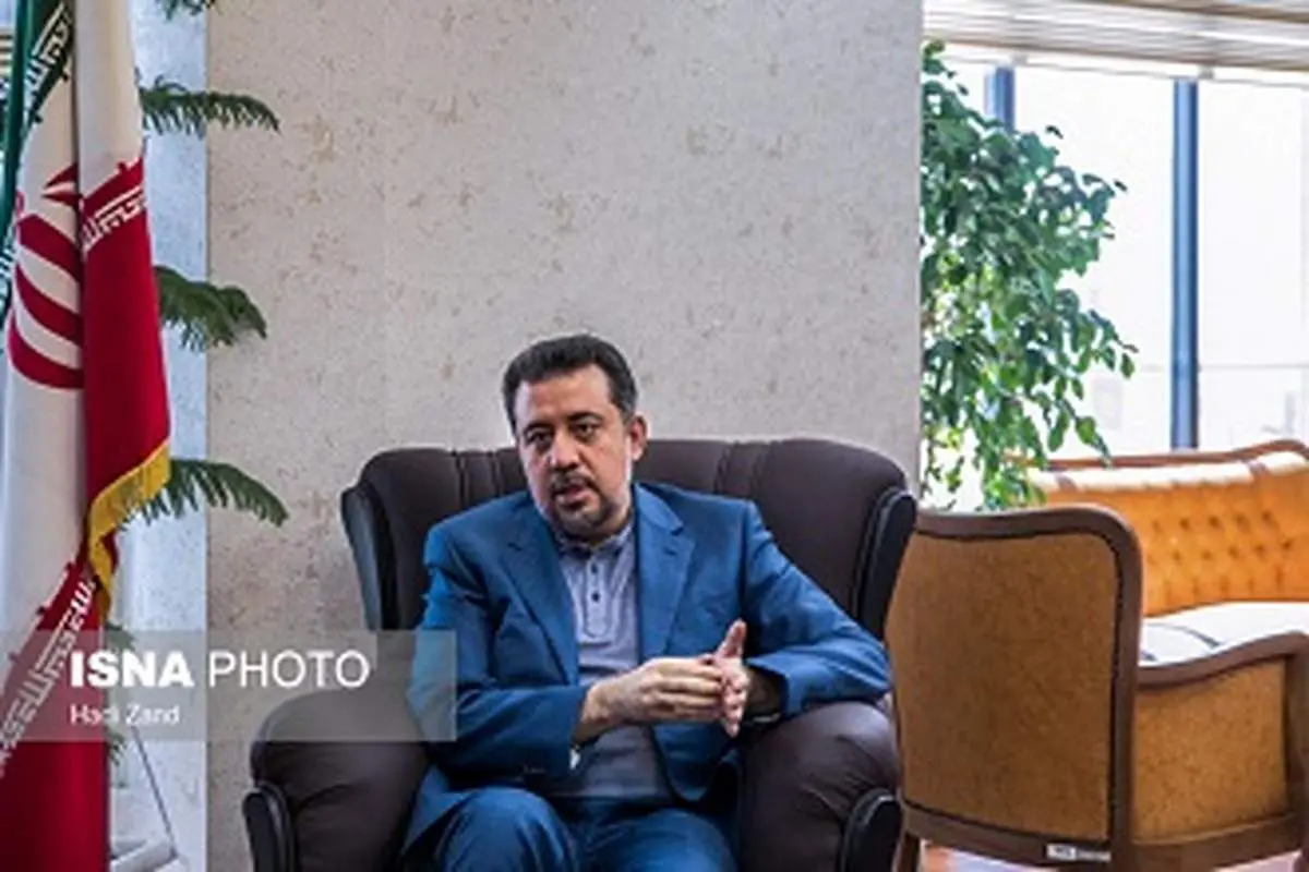 واکنش تندگویان به ممنوعیت پخش فوتبال در کافهها