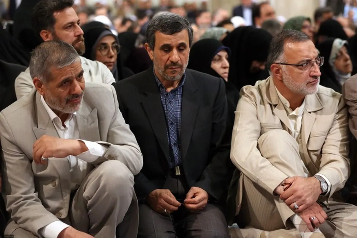 احمدی‎نژاد در دیدار مسئولان نظام با رهبر انقلاب+عکس
