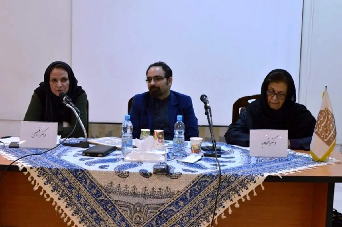 زنان در پستوی تاریخ؛ حاضران همیشه غائب/  منصوره اتحادیه و سیمین فصیحی از «زنان تاریخ‌نگار و تاریخ‌نگاری زن» گفتند