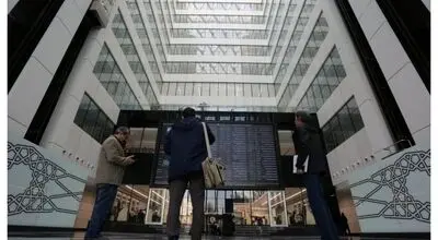 خبر خوش از بورس تهران: بازار سرمایه به مرز ۴.۹ میلیون واحد نزدیک‌شد