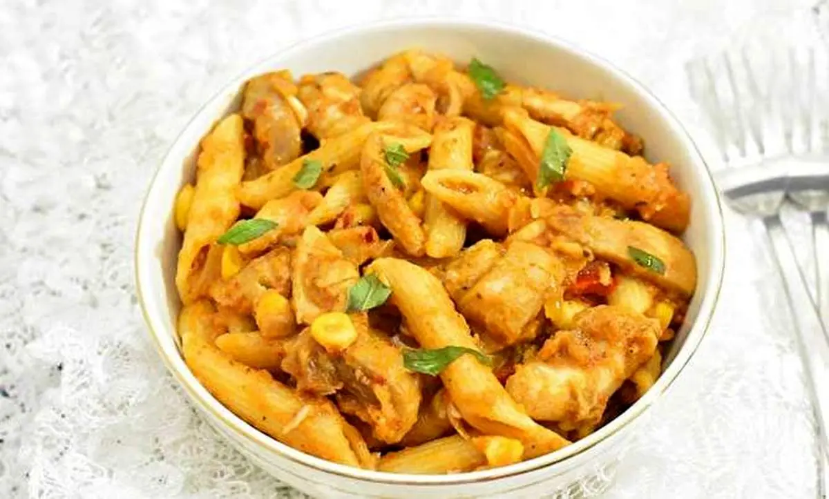 طرز تهیه پاستا پنه مرغ