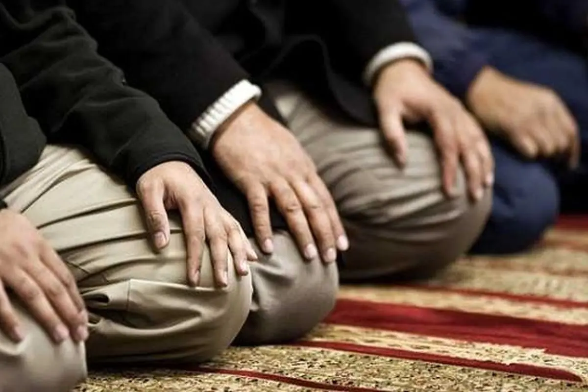چرا در آخر نماز سلام می‌گوییم؟
