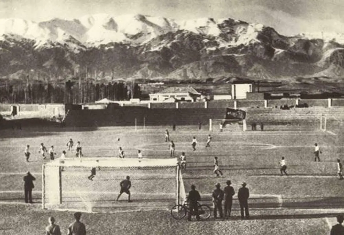 ورزشگاه امجدیه تهران در سال  +عکس ۱۳۱۵