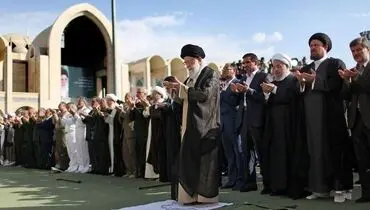 رهبر انقلاب: فشار اقتصادی توطئه امروز دشمن است/ کسانی که  به سفرهای خارجی عادت کرده‌اند، این عادت را ترک کنند