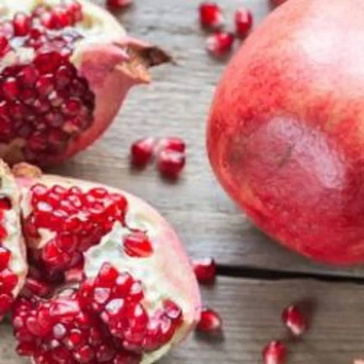 با خواص شگفت انگیز انار بیشترآشنا شوید