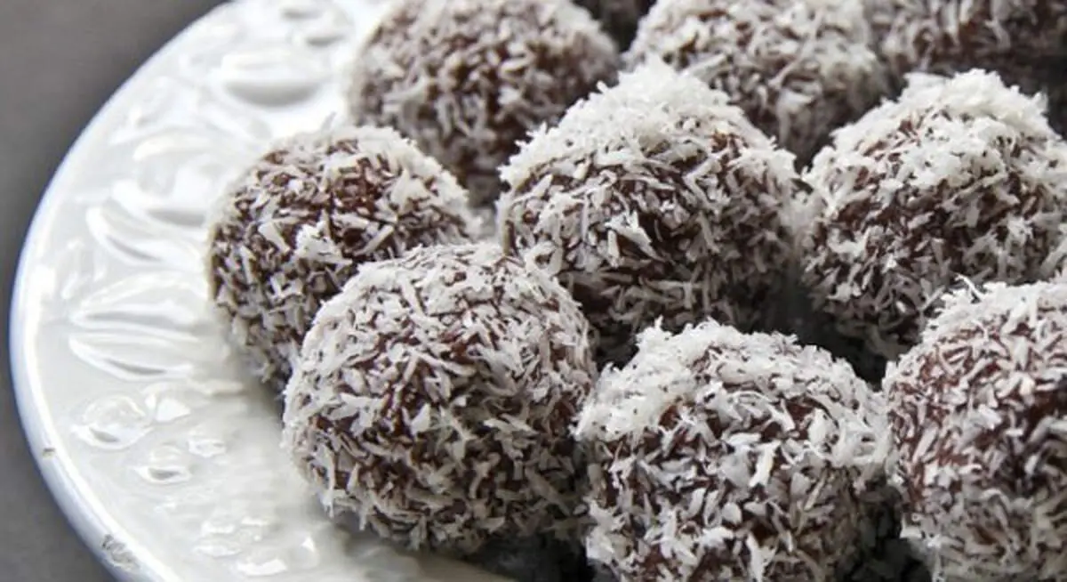 طرز تهیه شکلات آجیلی مقوی و خوشمزه