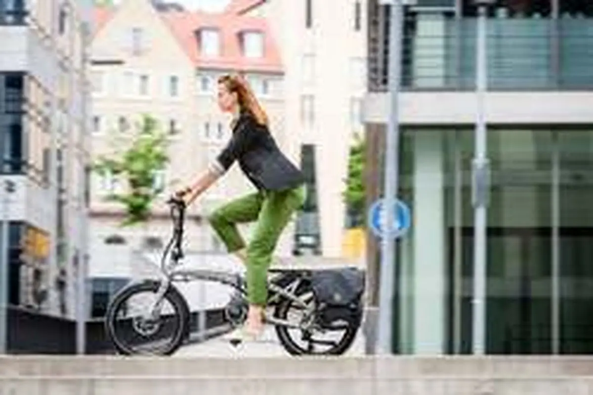 دوچرخه تاشوی برقی با قلب آلمانی