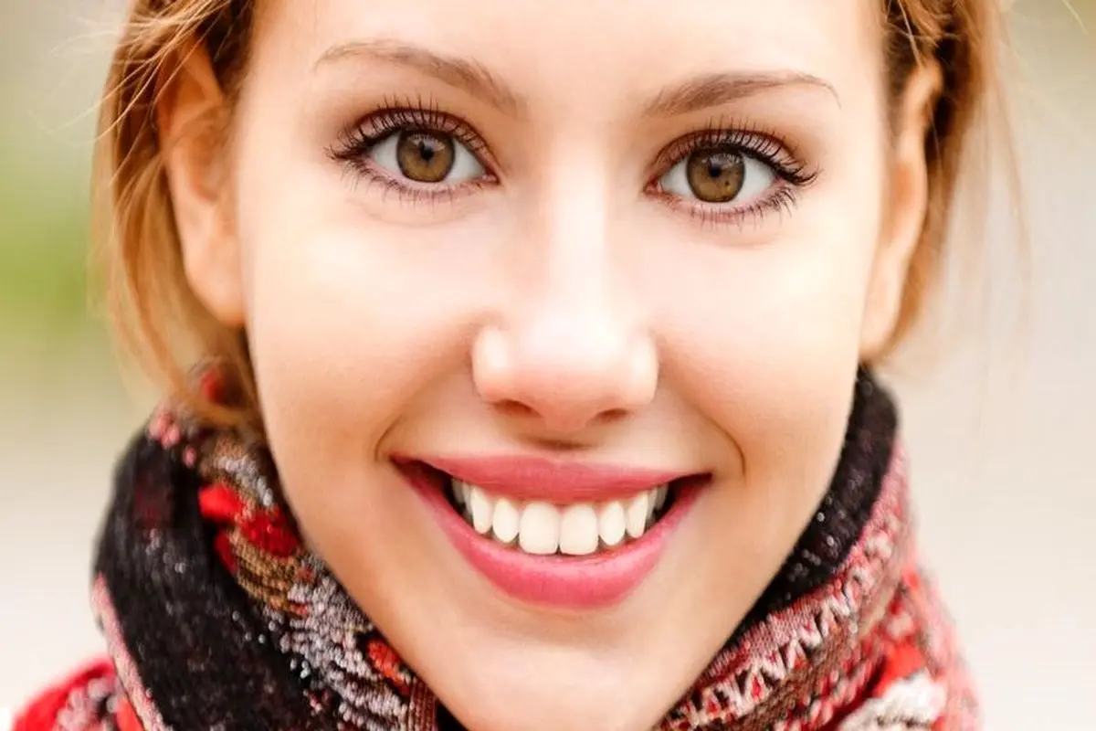 ۱۰ روش ساده برای داشتن یک لبخند زیبا و دلنشین!