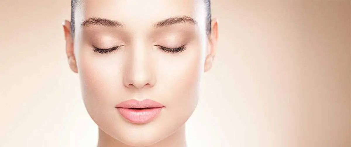 چند راهکار ساده برای فر کردن مژه