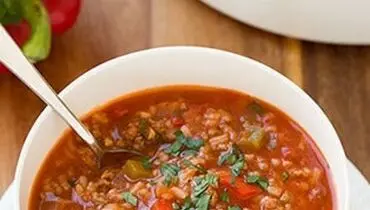تهیه سوپی خوشمزه با مواد دلمه