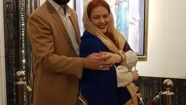 عکس رمانتیک خانم بازیگر با همسرش
