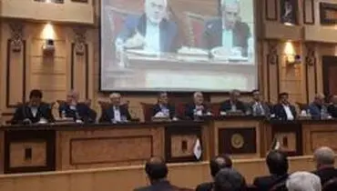 می‌خواهند ایران را نابود کنند/ خیال نکنیم اگر روحانی رفت یک اصولگرا موفق می‌شود