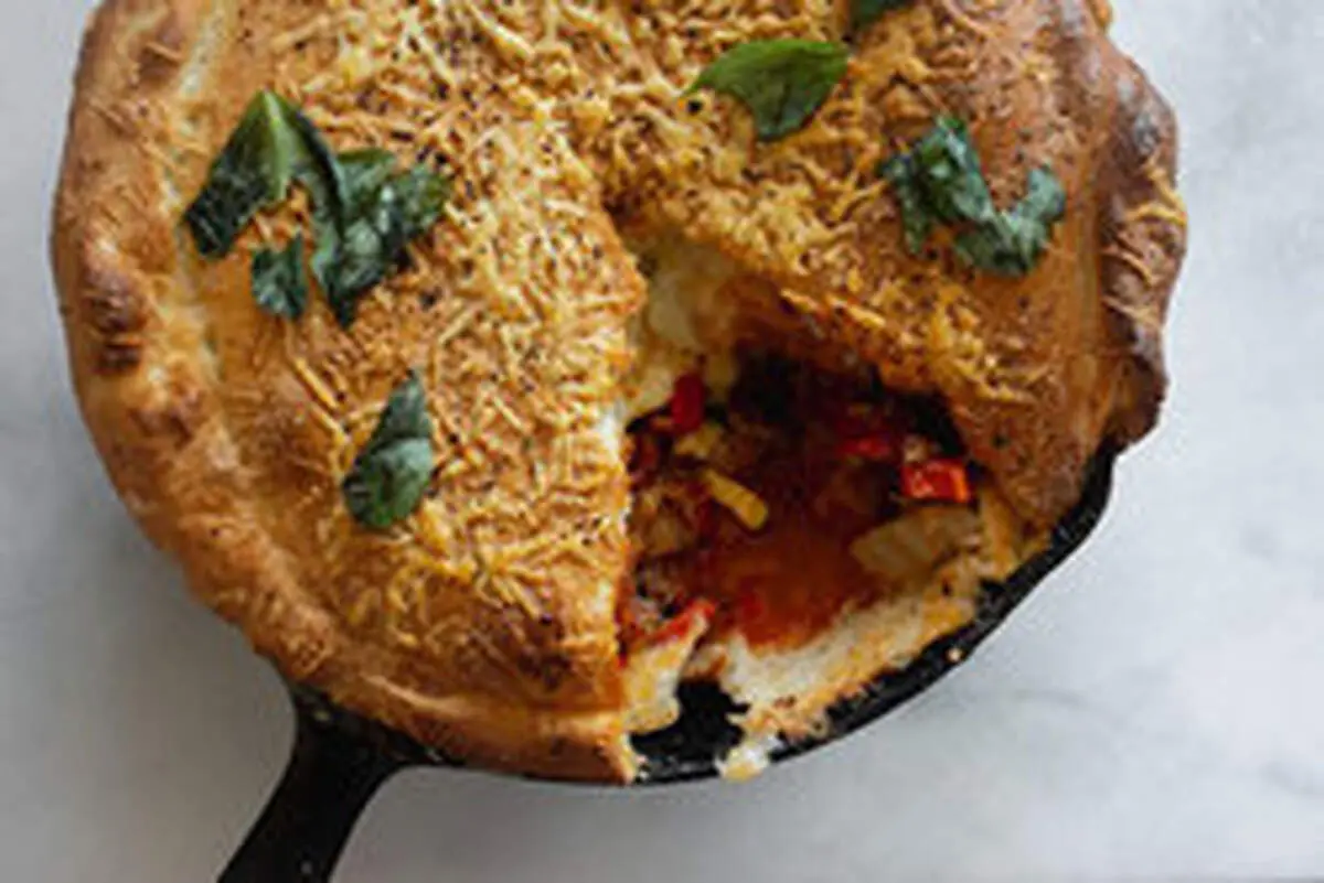طرز تهیه سریع و آسان پیتزا کالزونه ایتالیایی