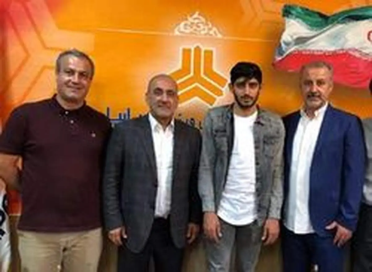 ترابی پیش از پرسپولیس با تراکتور بسته بود!