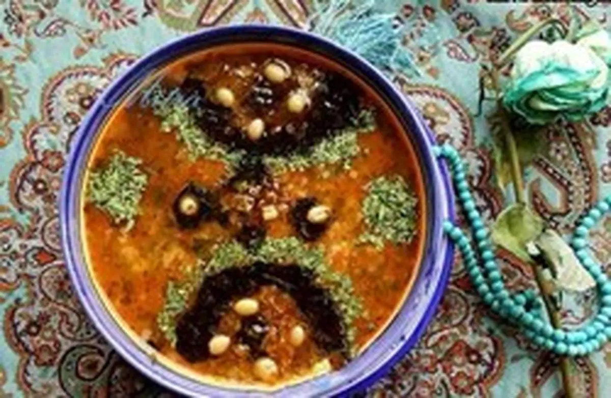 طرز تهیه آش گوجه فرنگی تبریز خوشمزه و پرخاصیت