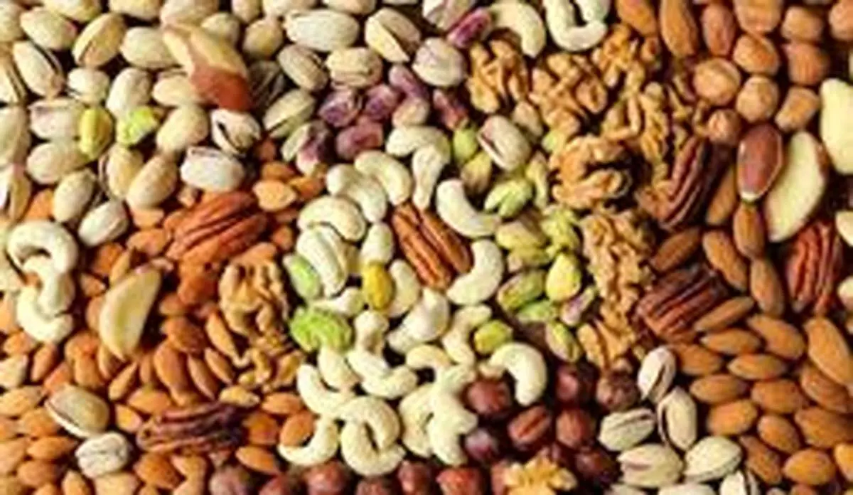مبارزه با ناباروری مردان با آجیل