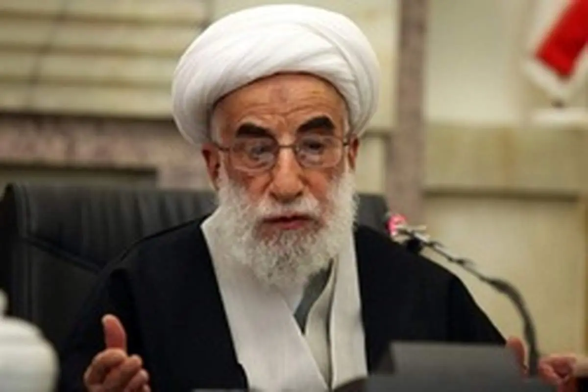 آیت الله جنتی: مشکل اب و برق سریعتر حل شود