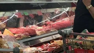 خاوری در حال خرید گوشت در کانادا +عکس