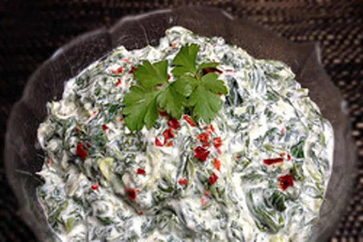 طرز تهیه بورانی اسفناج به روش اسپانیایی