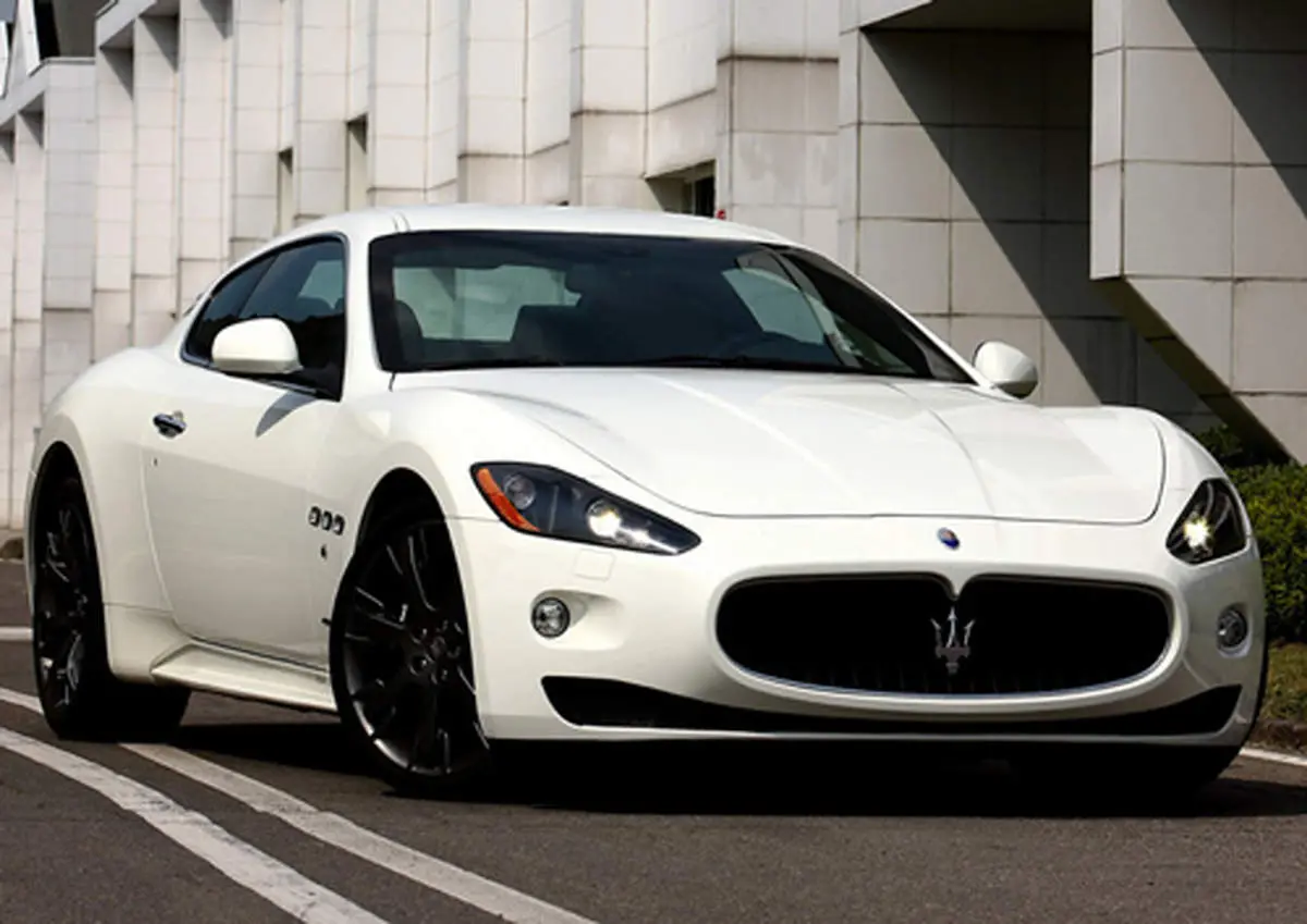 اتومبیل های گران قیمت ستاره های فوتبال