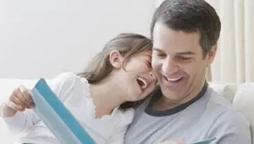 رازهای تربیت دختر شاد و قوی
