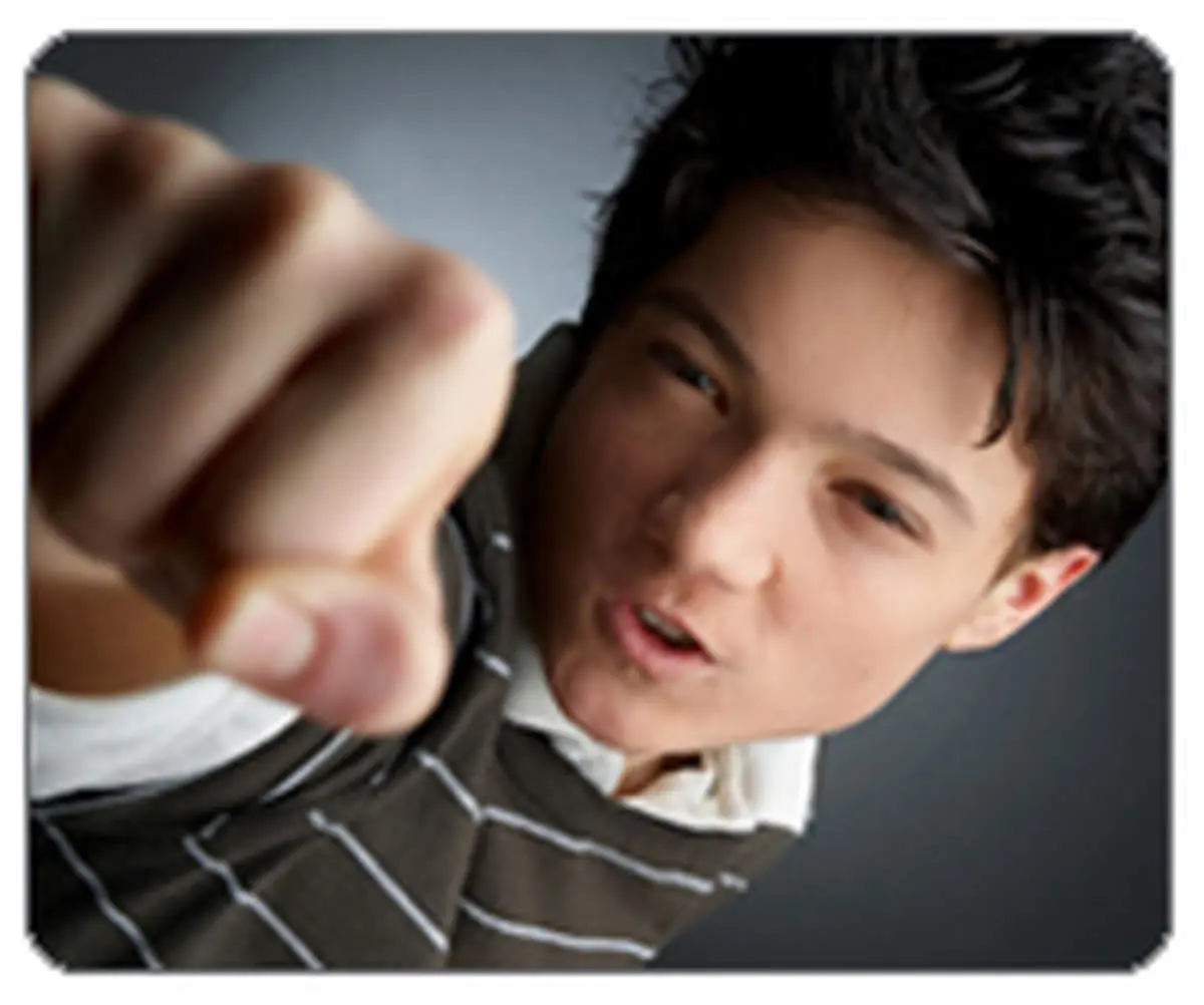 در مقابل درخواستهای غیرمنطقی  بچهها باید چه رفتاری انجام داد؟