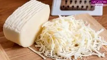 طرز تهیه پنیر پیتزا کش دار در منزل