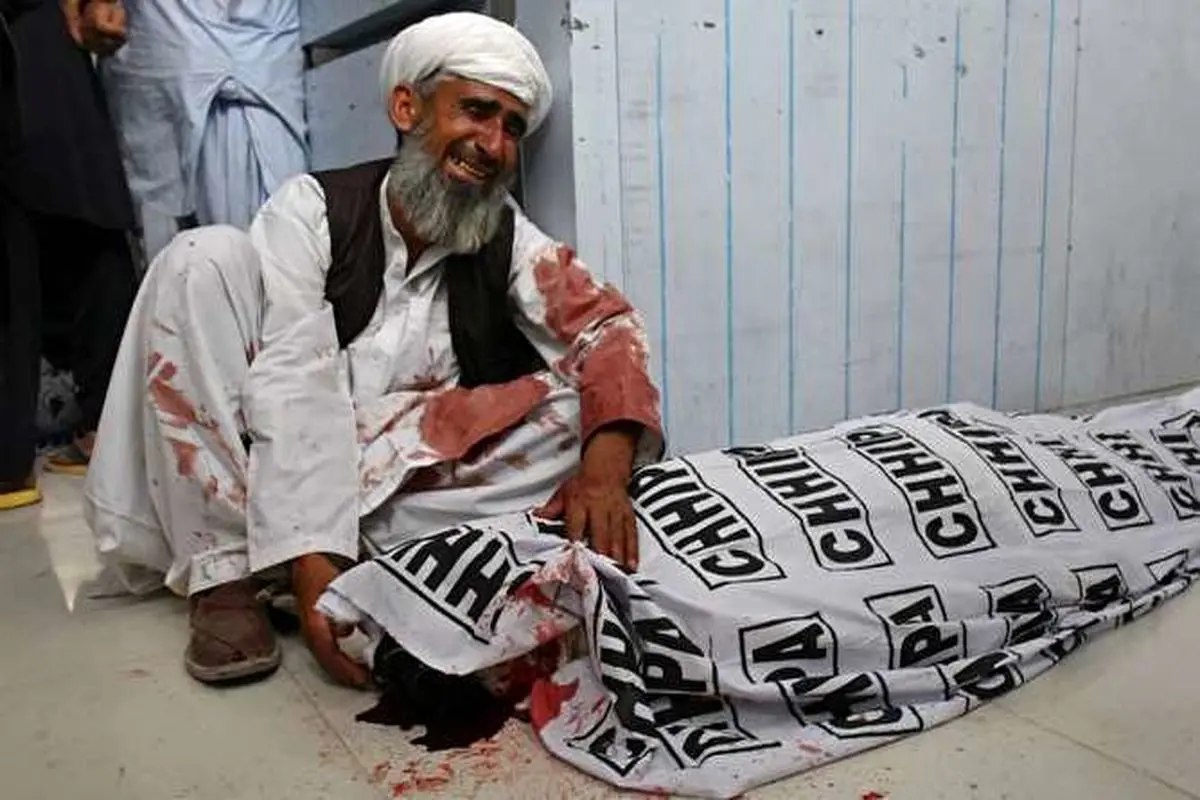 عملیات انتحاری «داعش» در پاکستان بیش از ۱۲۸  کشته بر جای گذاشت