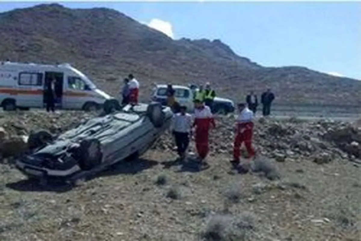خودروی پژو با ۱۳ سرنشین افغان واژگون شد