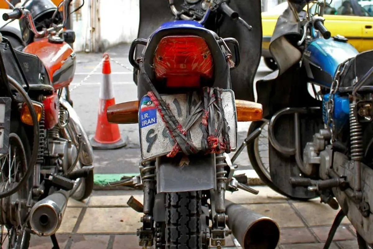 هشدار جدی پلیس راهور درباره مخدوش کردن پلاک موتورسیکلت