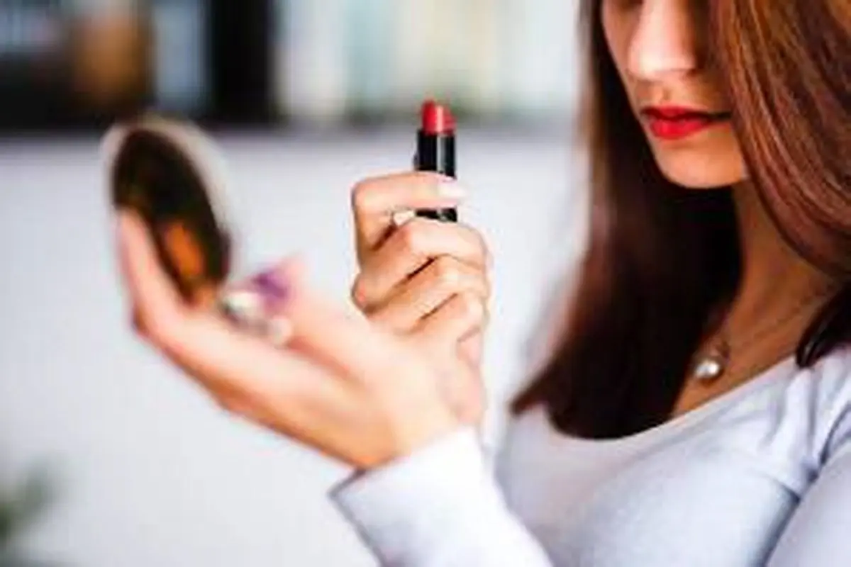 سریع‌ترین ترفند‌های آرایش و زیبایی برای خانم‌های تنبل