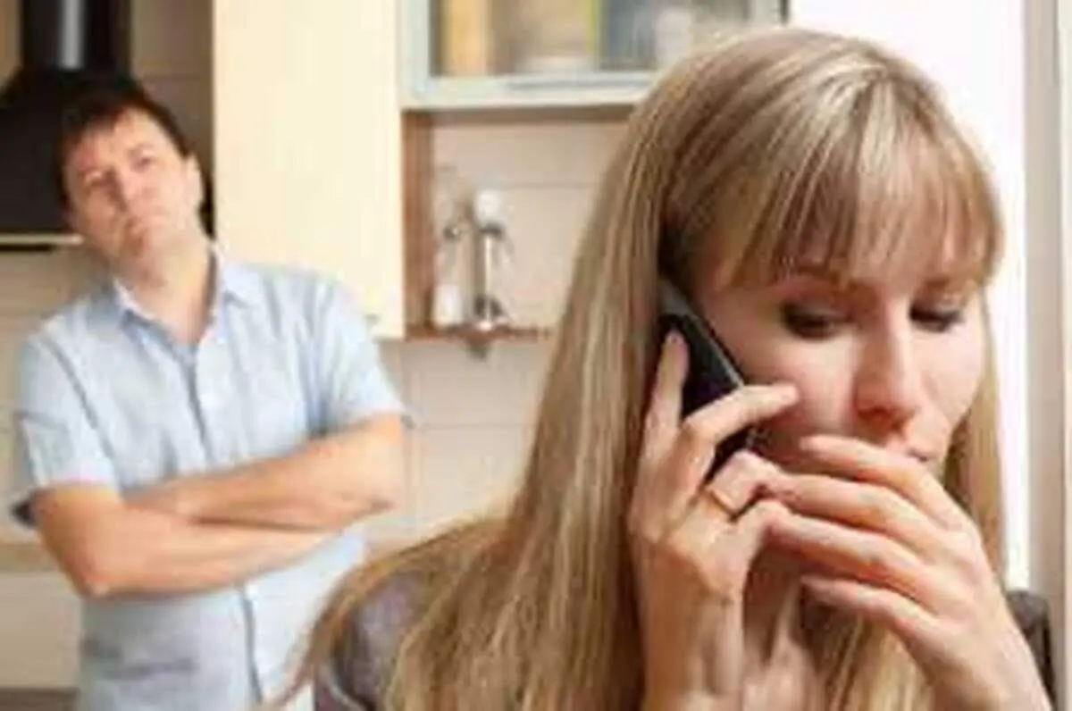 دلایل عجیبی که زن‌ها خیانت می‌کنند