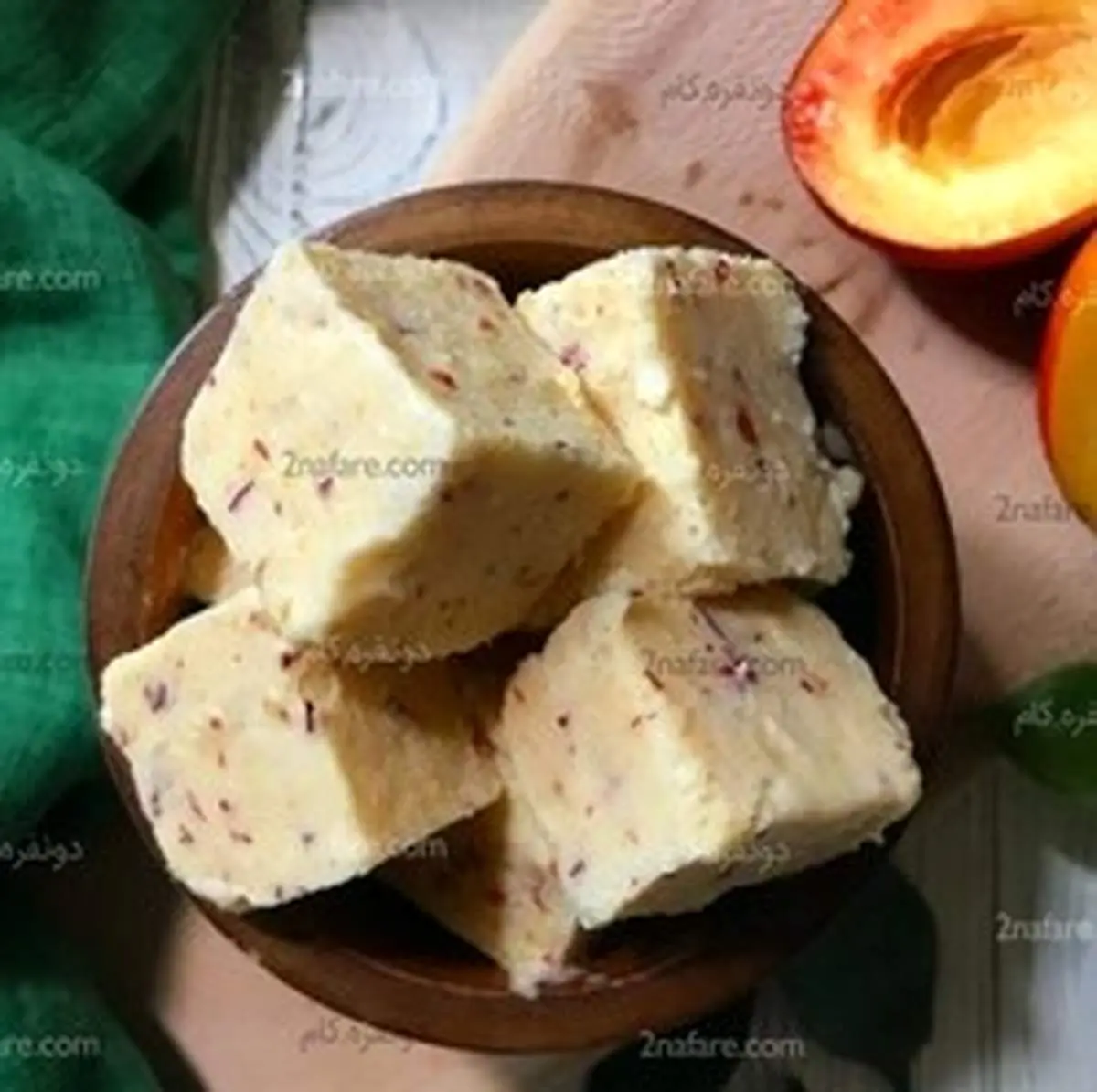 طرز تهیه بستنی یخی هلو مرحله به مرحله