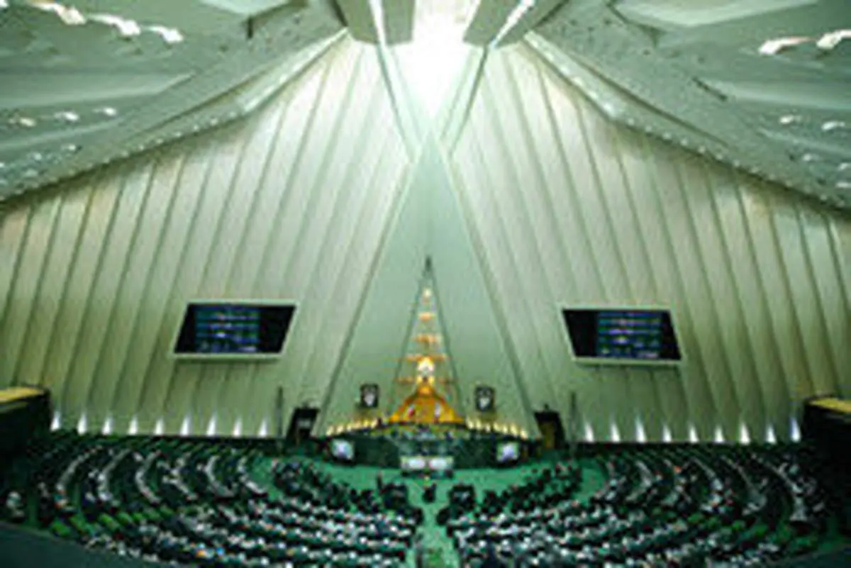 ادعای ادغام دو فراکسیون مجلس تکذیب شد