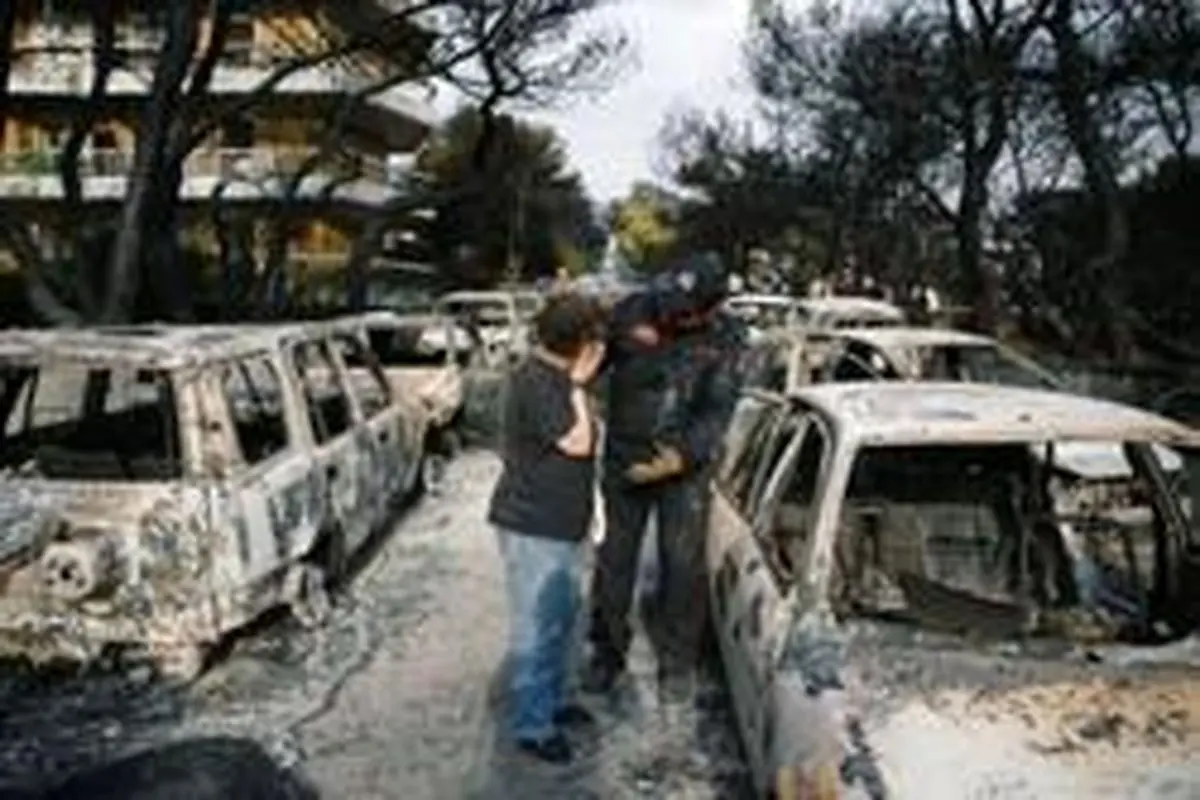 آتش سوزی در یونان همچنان قربانی می‌گیرد