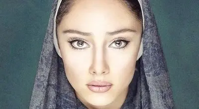 در تونل زمان؛ تصویری زیرخاکی از ترلان پروانه در آغوش شهاب حسینی+عکس
