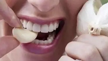 چرا سیر و پیاز تا این حد بر روی بوی نفس و دهان تاثیر می‌گذارند؟