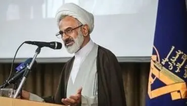 نماینده، ولی فقیه در سپاه: دشمن در پی تغییر باور‌های مردم است