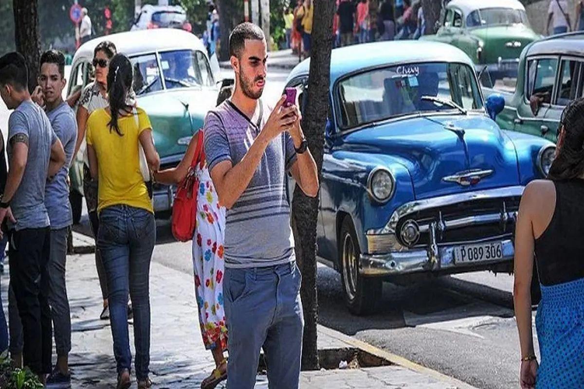 خبر شگفت‌انگیز برای کوبایی‌ها: اینترنت همراه آزاد شد!