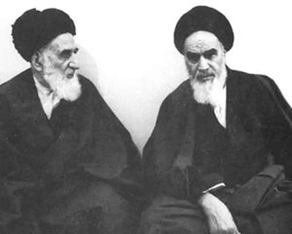 روایت آیت الله پسندیده از دلیل اختلاف نام فامیل برادران امام خمینی