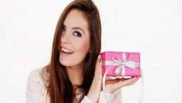 چگونه یه هدیه مناسب برای خانم ها انتخاب کنیم