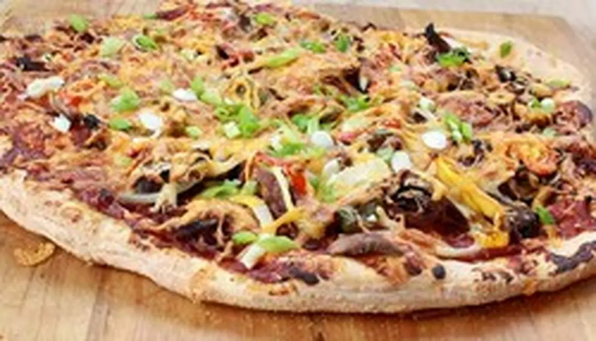 طرز تهیه پیتزا رست بیف و نکات مهم در طبخ آن
