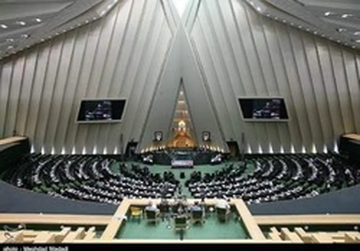 بررسی علت بازدید کارشناسان سازمان انرژی اتمی از دانشگاه‌ها