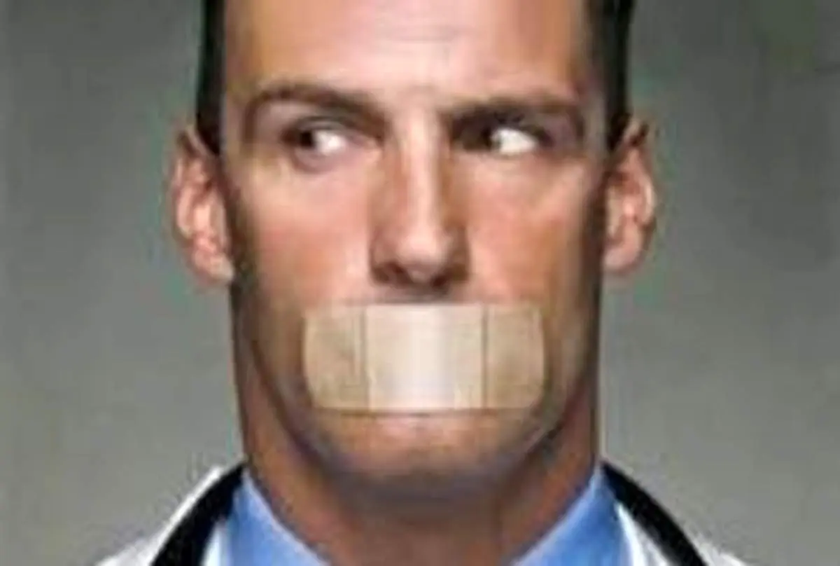 در برخی از ساعات روز سکوت کرده و اصلا صحبت نکنید