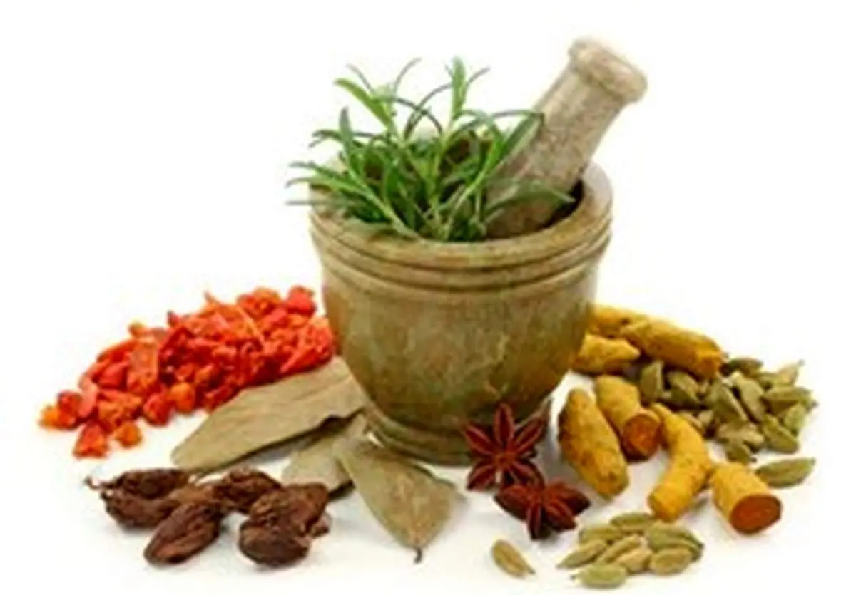 عوارض ناخواسته مصرف بی رویه از گیاهان دارویی