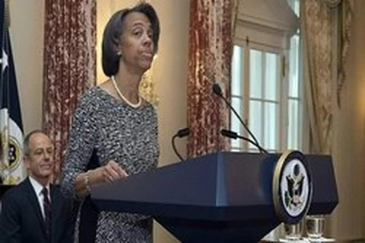 افراد ناشناس به خودروی سفیر آمریکا حمله کردند